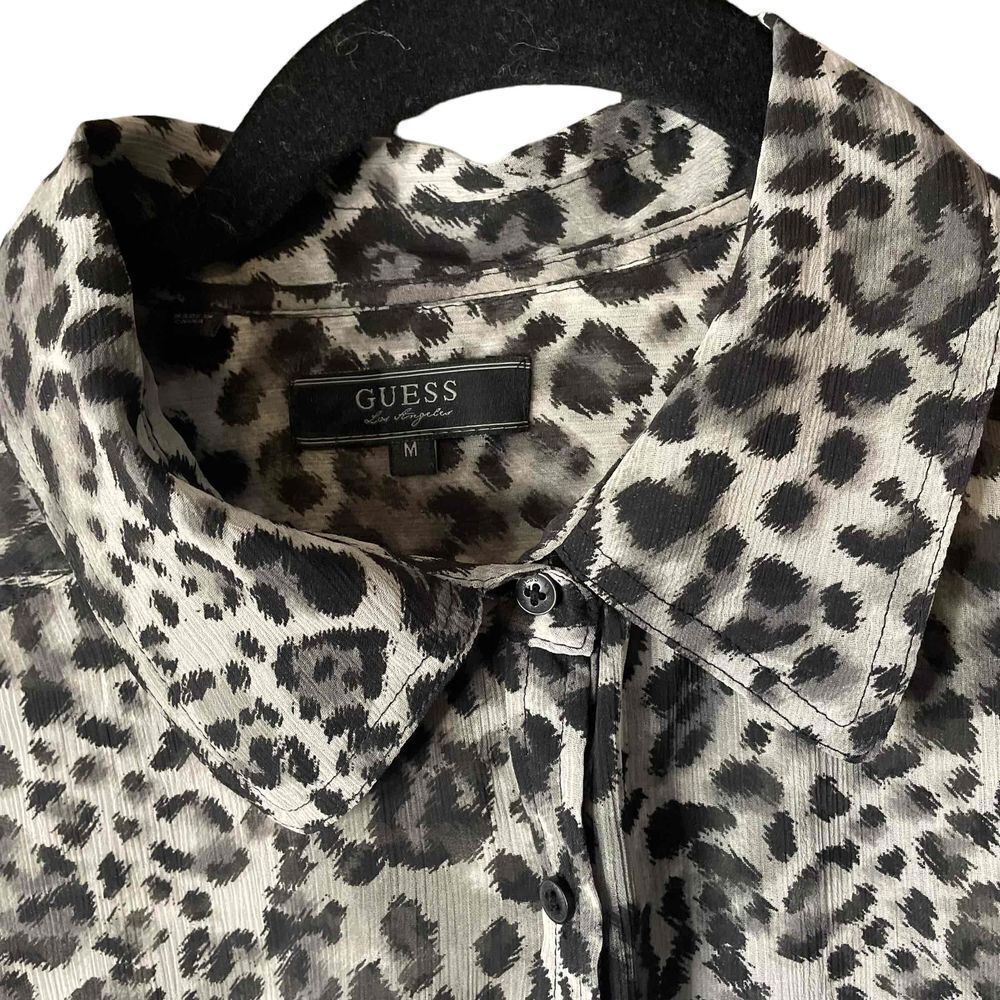 Guess Long Sleeve Leopard Print Button-Down Blous… - image 3